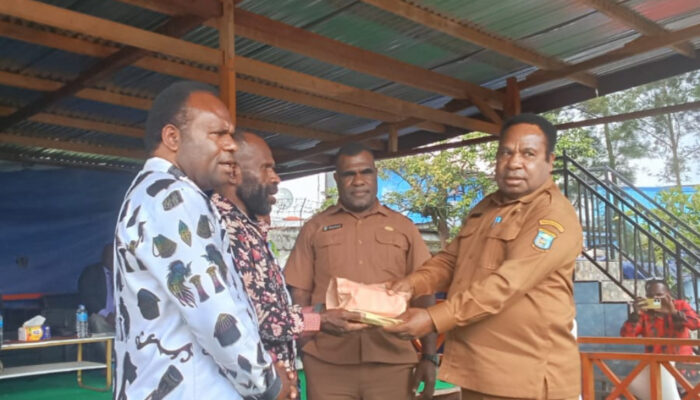 Pemprov Papua Pegunungan Sumbang Rp 50 Juta untuk Natal Kaum Pria GIDI di Wamena 