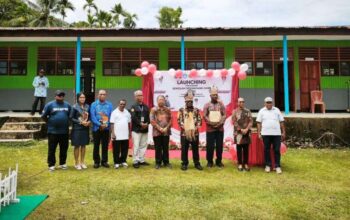 Gubernur Meki Nawipa Resmikan Program SSH di Papua Tengah