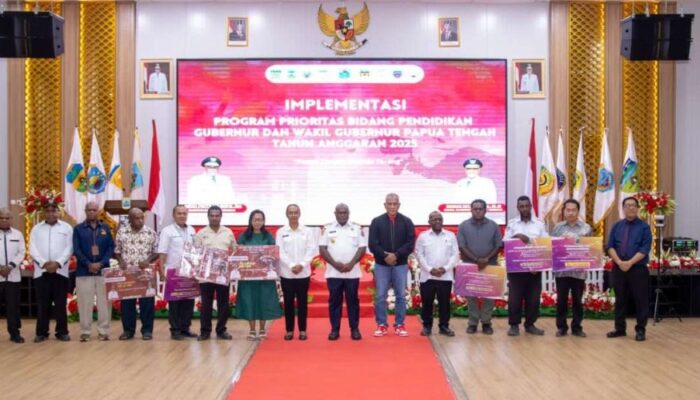 Wujudkan Pendidikan Gratis di Papua Tengah, Gubernur Meki Nawipa Gelontorkan Rp90 Miliar