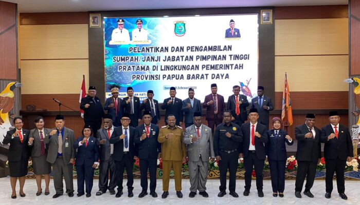 21 Pejabat Eselon II Papua Barat Daya Dirombak dan Sah Dilantik Gubernur, Berikut Daftarnya !!