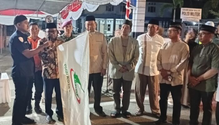 Malam Takbiran Idul Fitri 1447 H di Kota Sorong Meriah, Wali Kota Septinus Lobat Lepas Pawai Keliling