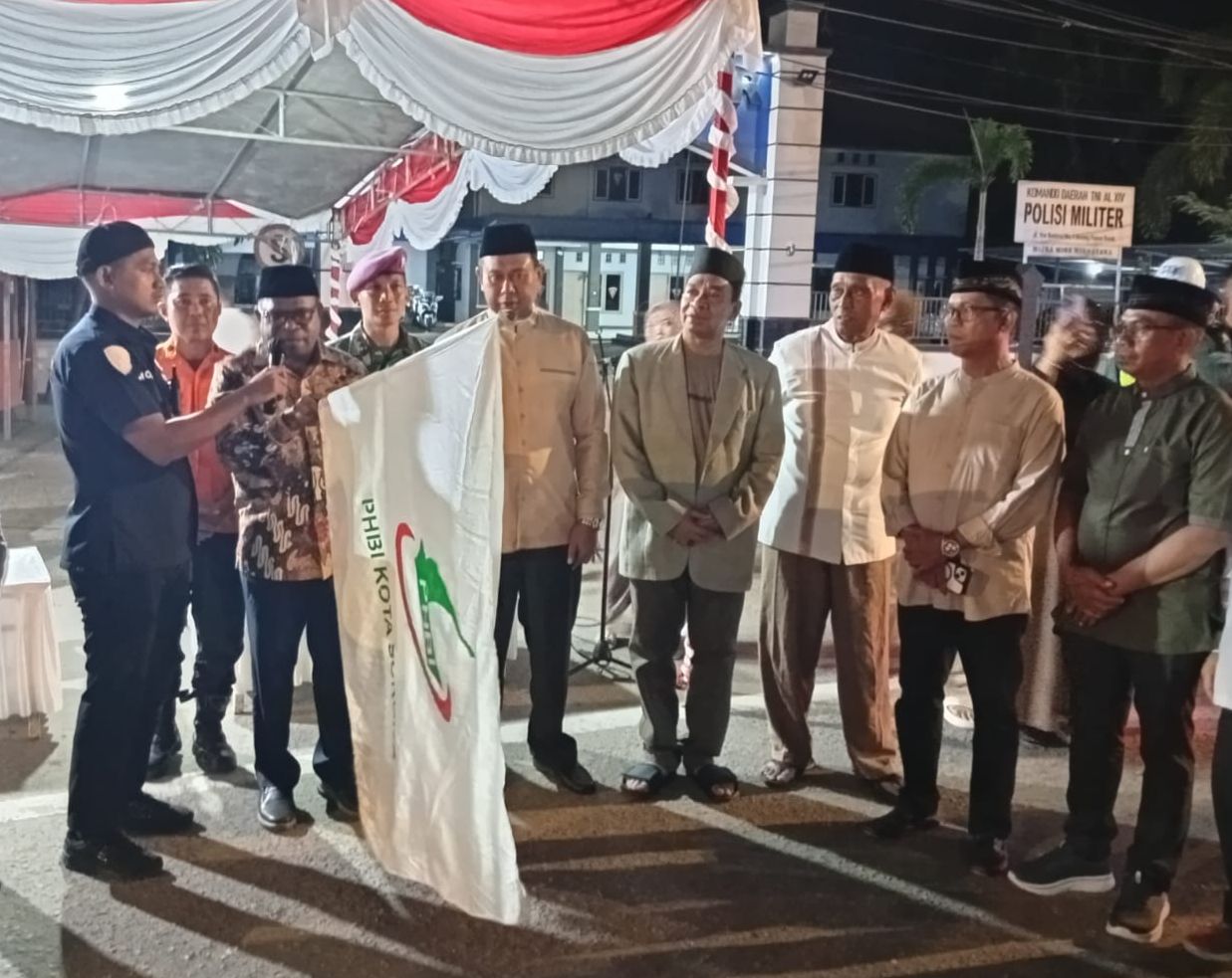 Malam Takbiran Idul Fitri 1447 H di Kota Sorong Meriah, Wali Kota Septinus Lobat Lepas Pawai Keliling