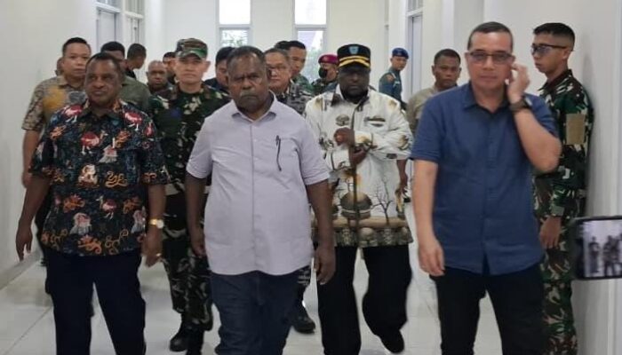 Dua Prajurit TNI AL Gugur di Maybrat, Senjata Raib, Ini Pesan Gubernur PBD