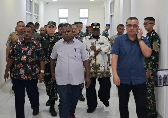 Dua Prajurit TNI AL Gugur di Maybrat, Senjata Raib, Ini Pesan Gubernur PBD