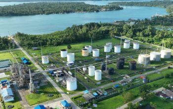 Pertamina Patra Niaga Kilang Kasim Sukseskan Earth Hour 2026 dari Ujung Timur Indonesia